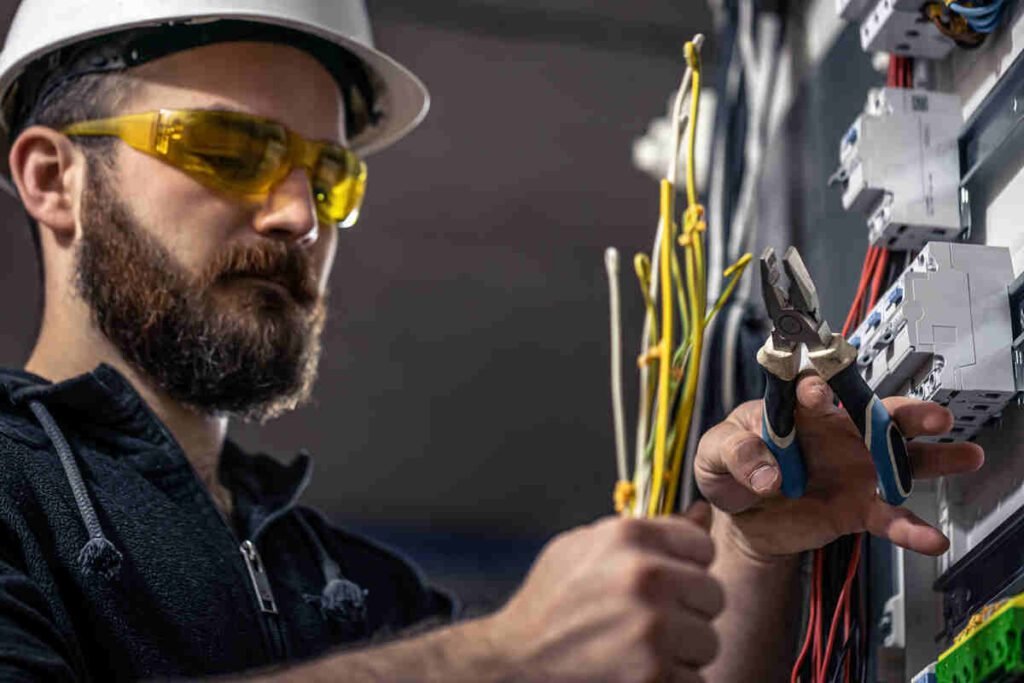 Electrician Jobs in the United States